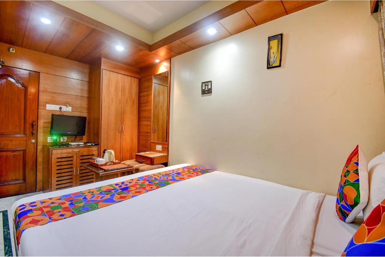 Fabhotel Panasia International Kolkata Eksteriør bilde